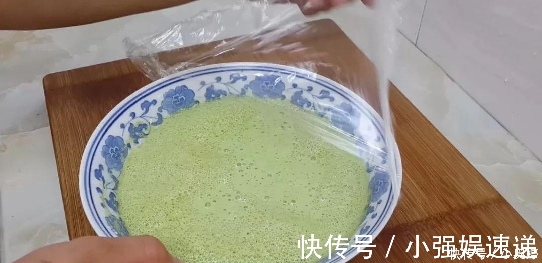 白糖|3勺白糖, 1斤面粉, 不用和面, 做出来最好吃的发糕, 边吃边流口水