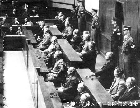 甲级战犯|老照片大快人心！日本甲级战犯被执行绞刑图片