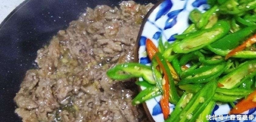 炒牛肉别再加淀粉了！大厨：多加一点它，牛肉爽滑入味，嫩极了！