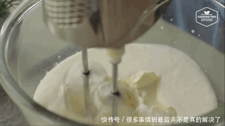 又要骗我动手做?红红甜甜的椰蓉红丝绒蛋糕