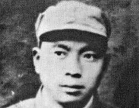 少将|此人34岁就成为开国少将,58岁时指挥三个王牌军作战,捍卫国土