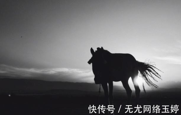 意境$写秋天写得最美的,不是唐诗宋词,而是这首你我皆知的元曲