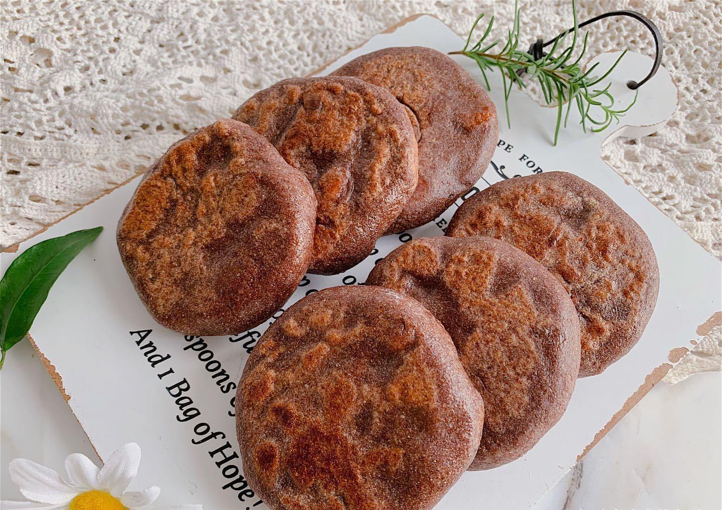 全麦|低脂饱腹全麦饼,一口煎锅就可以搞定,好吃不怕胖