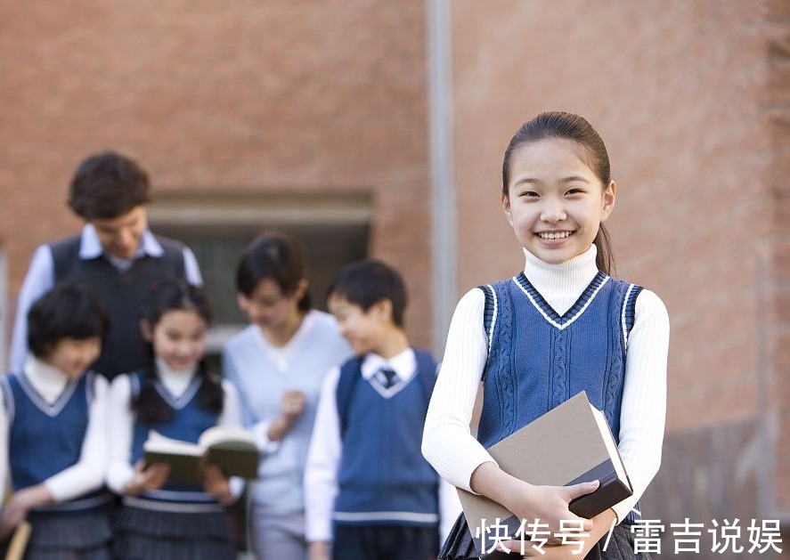 好好学习|出生6个月住在外卖箱里，陪爸爸送餐的萌娃长大了，笑容依然治愈