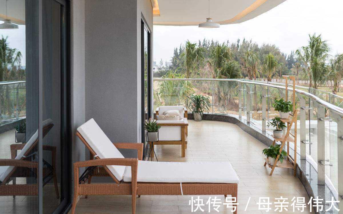 实用|等我有了房,阳台才不要晾衣杆,学学别人家的阳台设计才实用