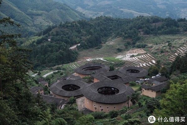 四菜一汤|开车就能到的复活节岛？这里不光有土楼：福建漳州、永定土楼自驾自驾全攻略