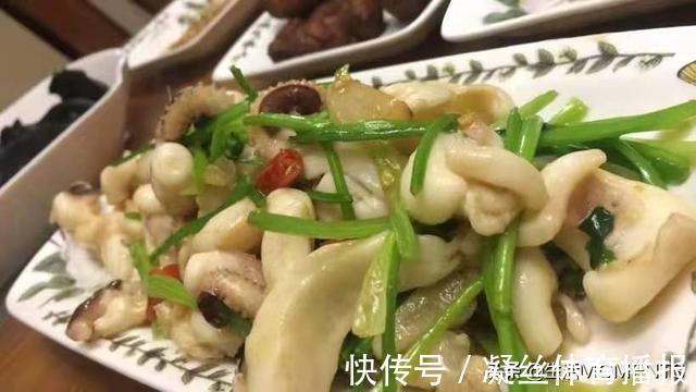 王孟英|靠海边的人真有口福，这种黑暗美食常吃对身体大有好处尤其是女性