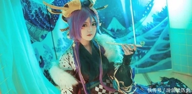 花魁|妖气御姐cos花魁和风,“卫生纸”炸裂还原,只想问P图人是谁