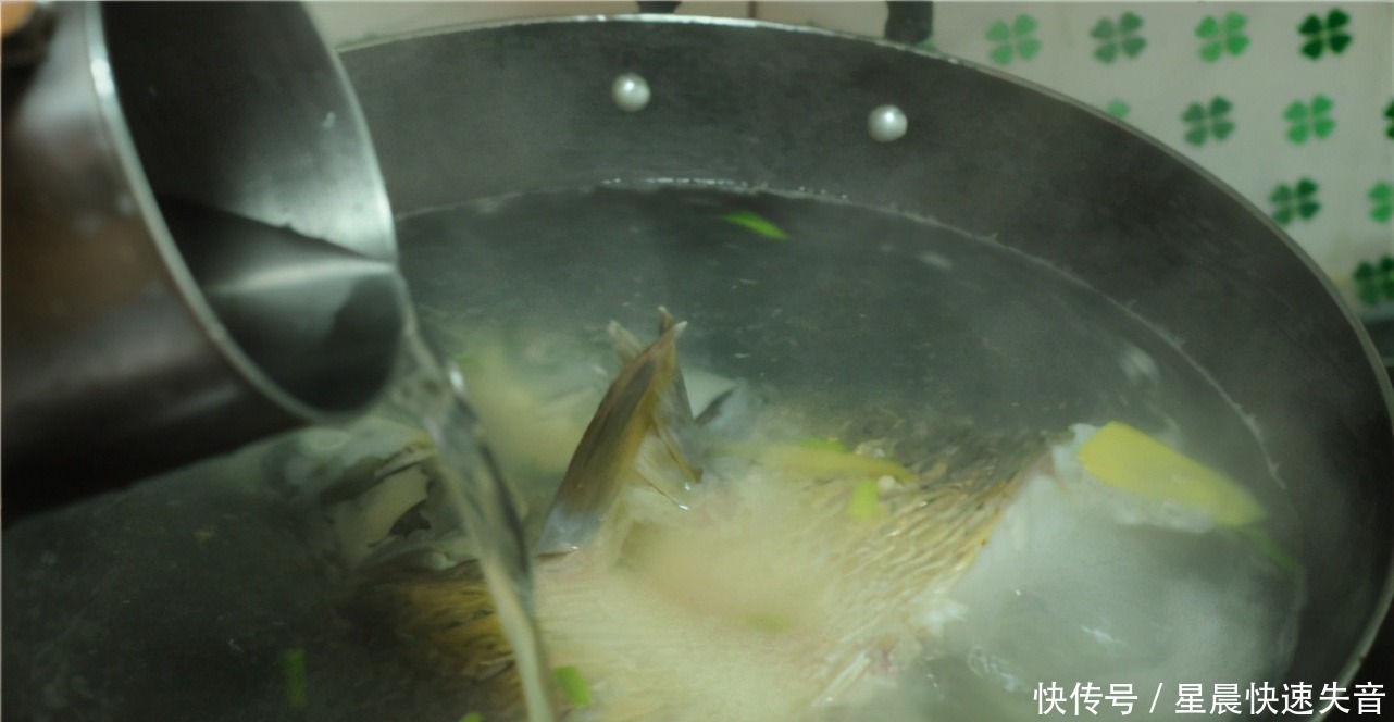 春暖花开,吃鱼尝尝新味道,开胃解腻易消化!比清蒸水煮还健康!