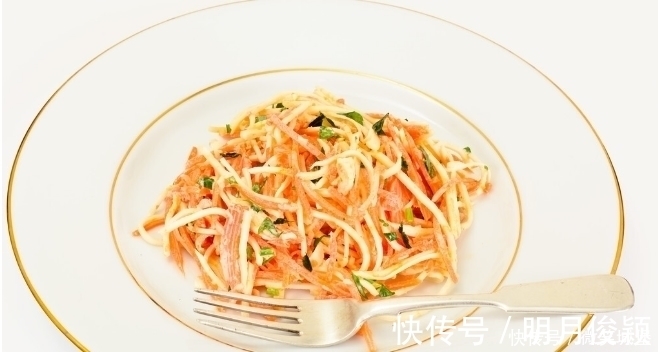 胡萝卜素|都说白萝卜和胡萝卜不能一起吃,是真的吗?营养师告诉你真相