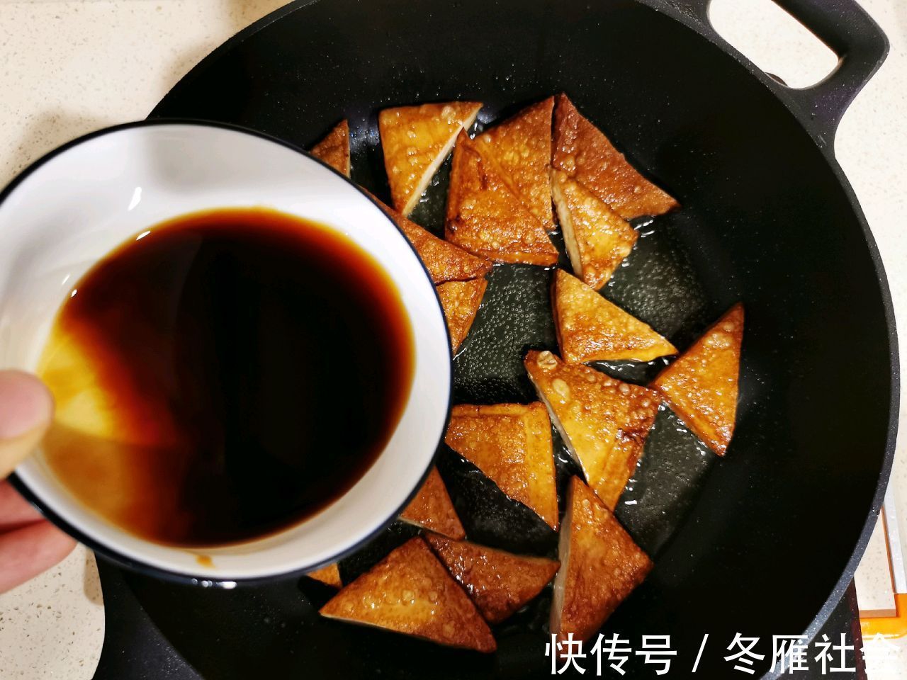 豆腐干|鲜香四溢的香辣豆干,制作简单,解馋下饭