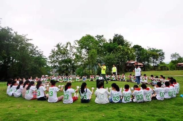 老师|班级活动花费22300元,老师建议AA,家长:出风头的给钱