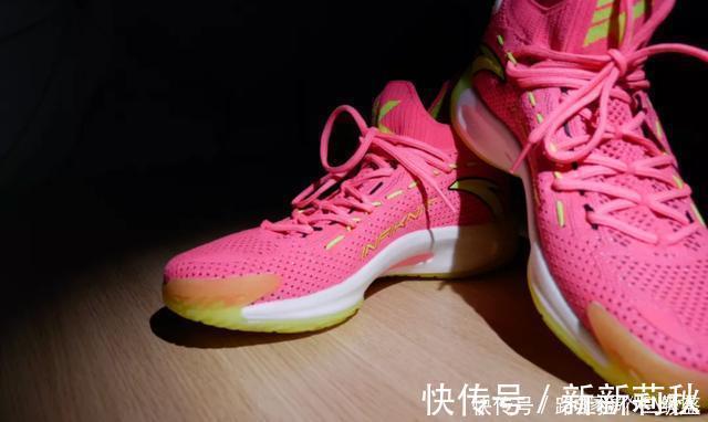 国产鞋 放弃Nike阿迪吧!这些国产鞋便宜好穿还好看!