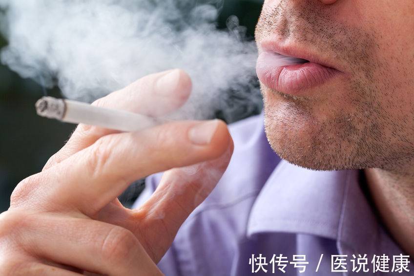 香烟|中老年有这7个行为,或加速血管老化,若你也有,趁早改正
