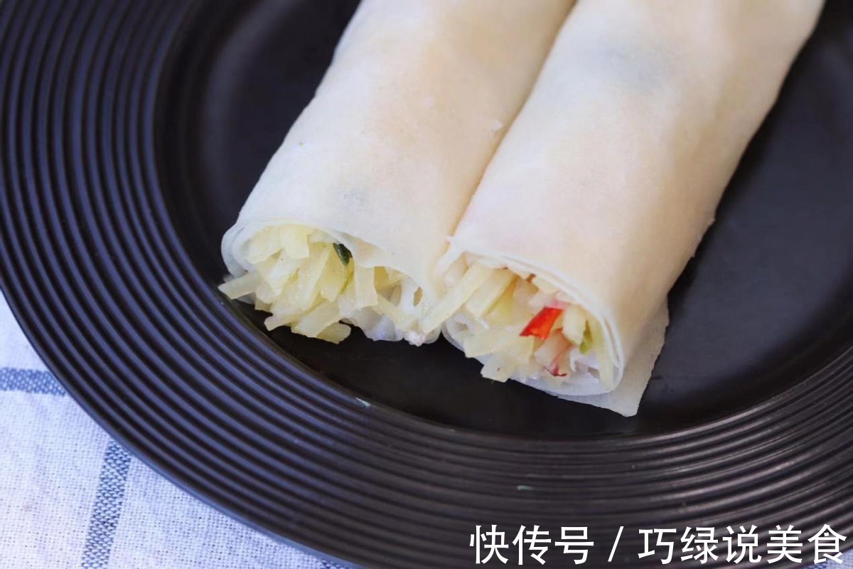 春饼的懒人做法，饼皮劲道薄如纸，卷什么都好吃