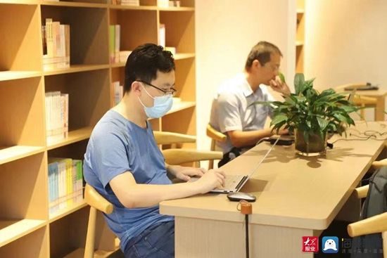 老东关馆！书香东港①｜雨天，到城市书房山东路馆、尚文馆、老东关馆品书香！