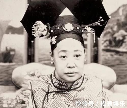 光绪帝&晚清瑾妃记的皇家账单曝光,字体让现代人汗颜,比书法家更胜一筹