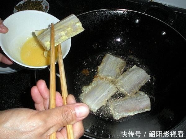 好吃|带鱼最好吃的做法,简单又不腥,吃一口满嘴香,比红烧带鱼还美味