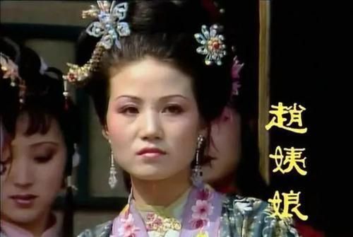 螃蟹|被王熙凤拦下的两盘螃蟹,藏着贾府姨娘们不为人知的心酸人生