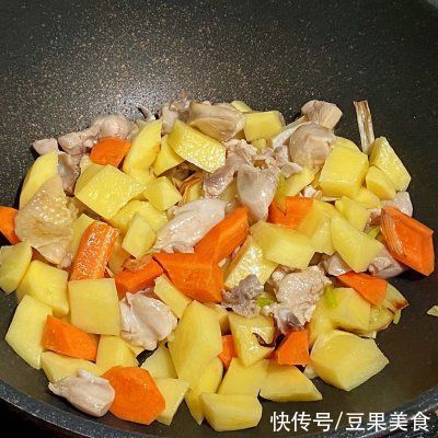 神器|丰富餐桌味｜下饭神器—咖喱鸡腿炖土豆