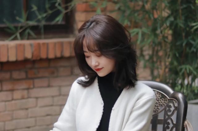 适合学生的法式刘海，好看又减龄，洋溢着青春的活力