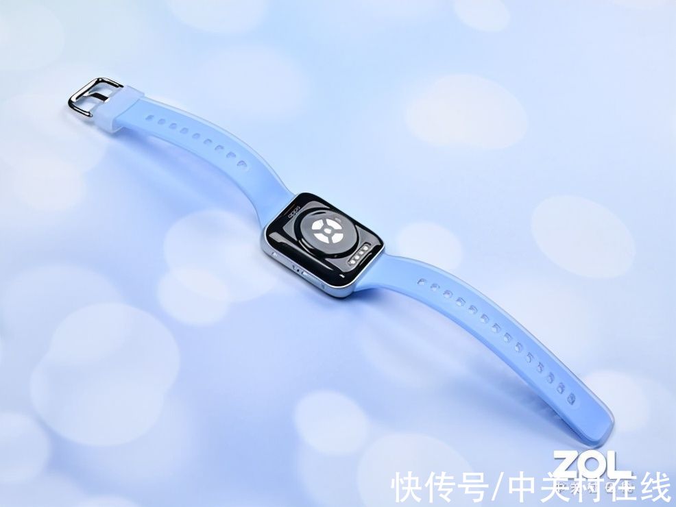 w契合冬季新配色：OPPO Watch 2冰川湖蓝图赏