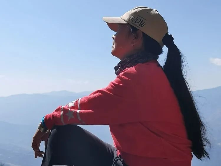 指南村|登顶东川小牯牛山——慈悲殿