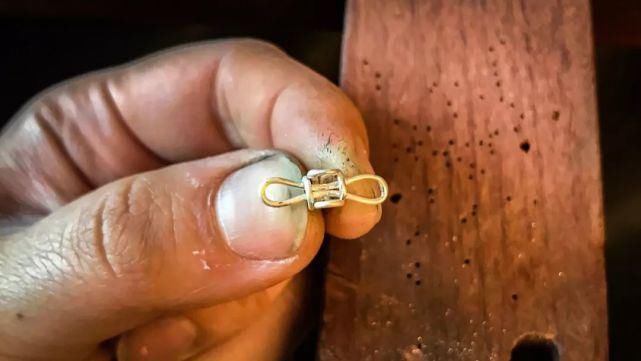 经久不衰的手工蛇链如何制作呢？
