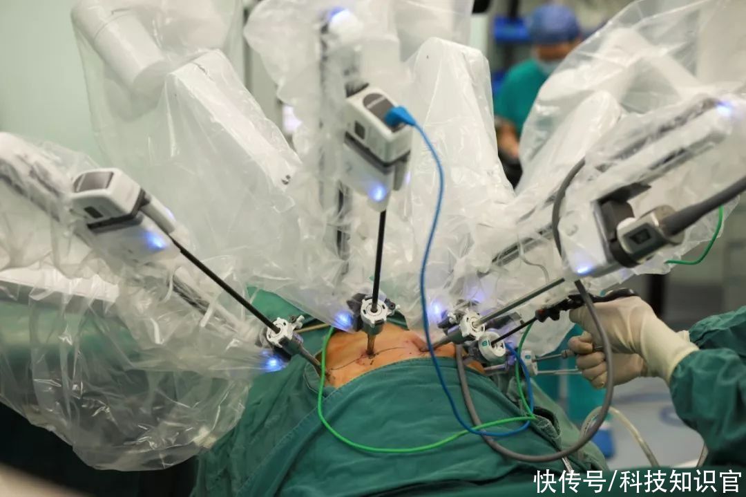 三甲医院|美企设备垄断全球20年，开机1次要3万，国内三甲医院扫货式购买