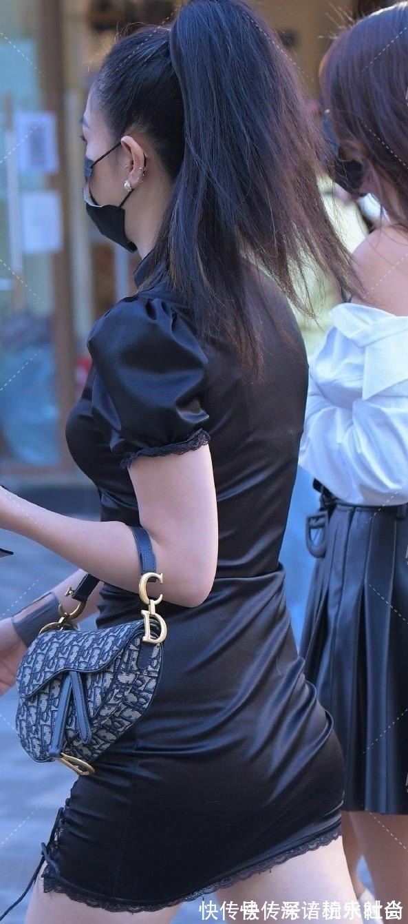 减龄 华丽优雅的包臀裙减龄时髦有气质,穿出时尚风采,活泼俏皮!