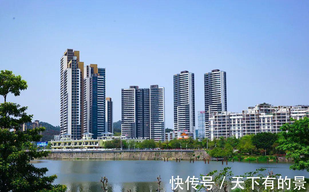 住房|开发商开始降价大甩卖,为啥购房者纹丝不动,炒房客却坐不住了?