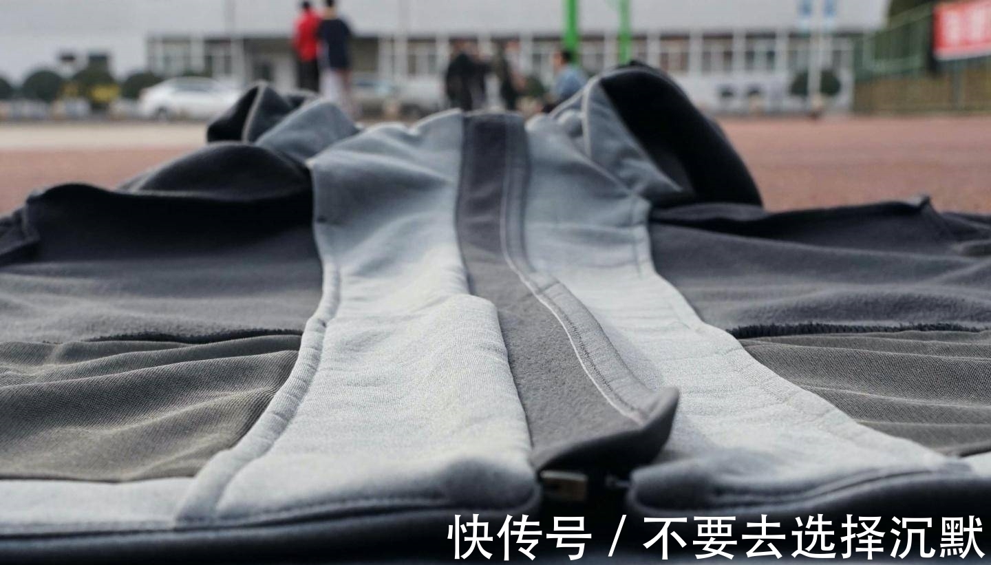 adidas 户外服饰的颜值担当，adidas TERREX连帽夹克外套上手体验