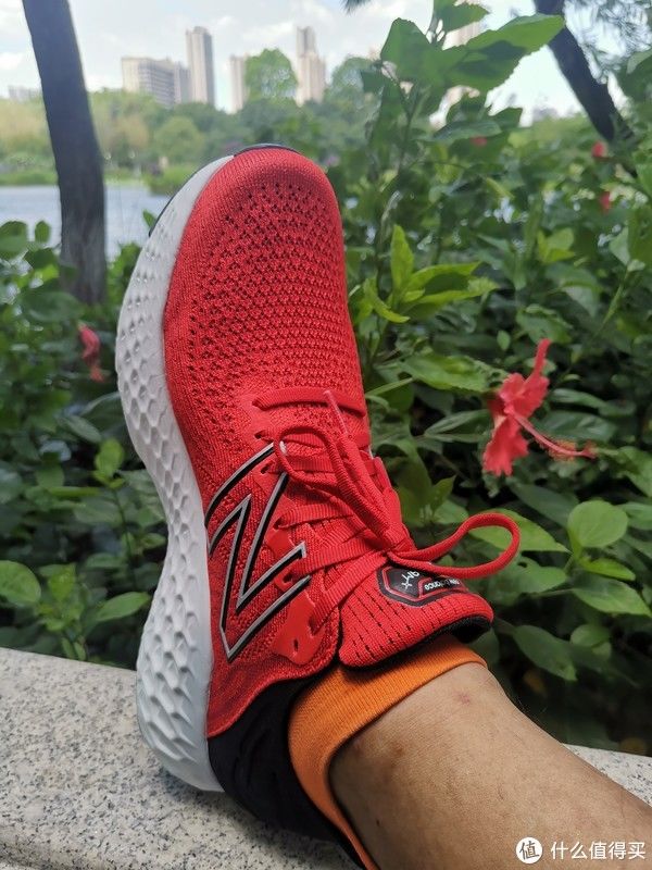 旗舰|旗舰缓震跑鞋也可以很轻盈——NB Fresh Foam 1080 V11 跑鞋测评