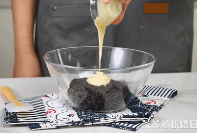 这道紫米雪山包一上桌，全家都爱吃