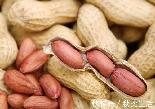 坚果|花生被称为“长寿果”，但营养师提醒：吃错可能会对身体健康不利