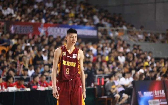 汤杰|CBA最新转会:马布里试训野球大神,浙江00后离队,广东拿下汤杰