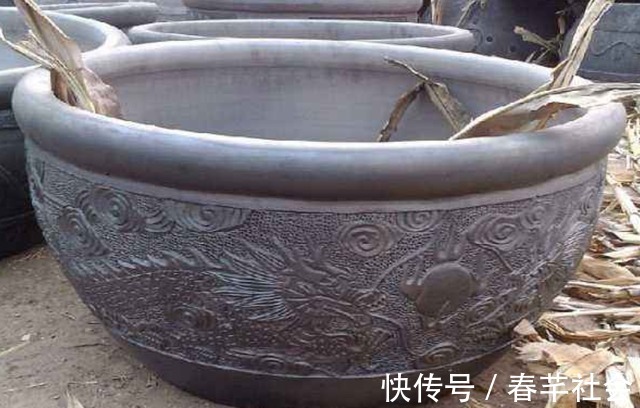 习俗&古人丧葬习俗中,为何要让后代摔瓦盆,其中有何深意?