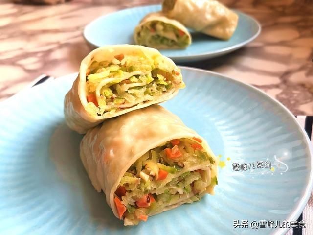 冬天，多吃萝卜营养好，卷卷蒸一蒸，皮薄馅大太好吃了，别不懂