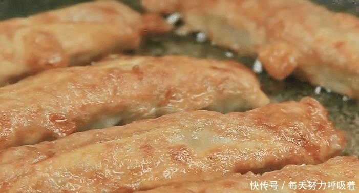 孩子|想吃春卷不用买,用饺子皮就能做,外焦里嫩又解馋,孩子特爱吃