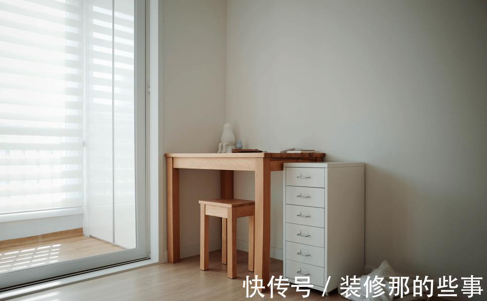 年轻人|90后女生穷装75㎡,不豪不奢坚持极简,成小区年轻人装修的样板房