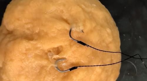 鲫鱼|不用蚯蚓和红虫，晚春用这三种“民间配方”上的都是大鲫鱼