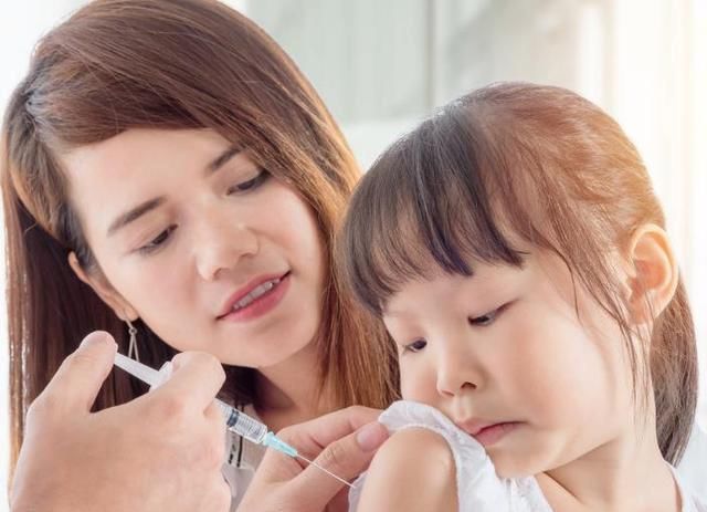 接种疫苗|宝宝接种疫苗后,如果出现这8种不良反应,要赶紧送医院!