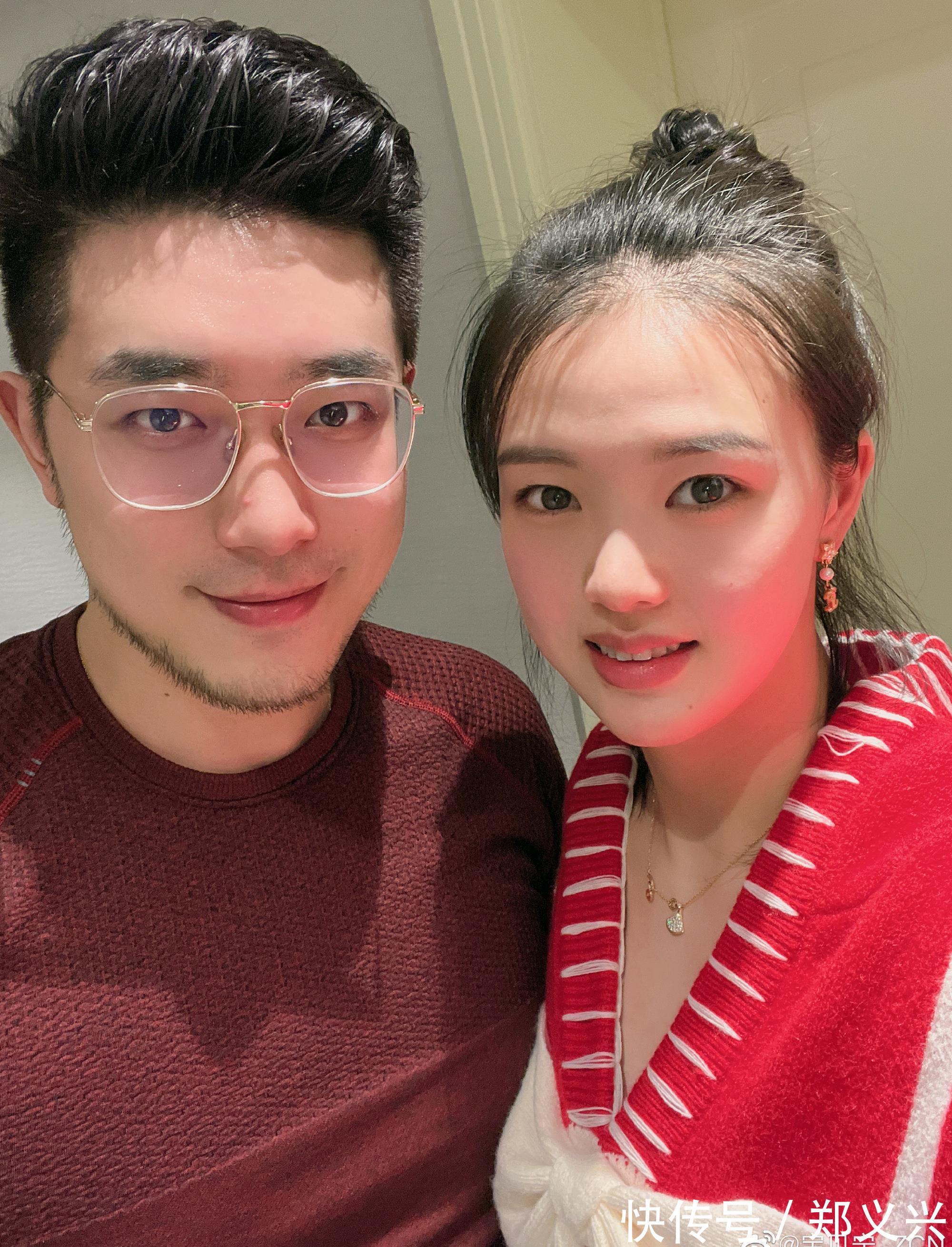 王一梅|张常宁晒一家13口全家福!父亲哥哥丈夫皆帅气,与男篮国手一起玩