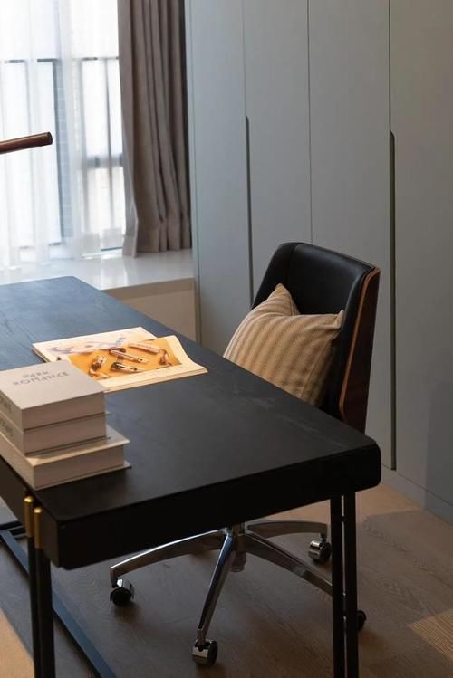 简约|一进他家，才知什么是简约而不简单，只搭配软装家具就很美了！赞