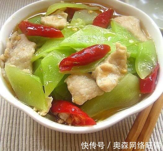 莴笋已经大量上市了，价格很便宜，怎么做好吃？