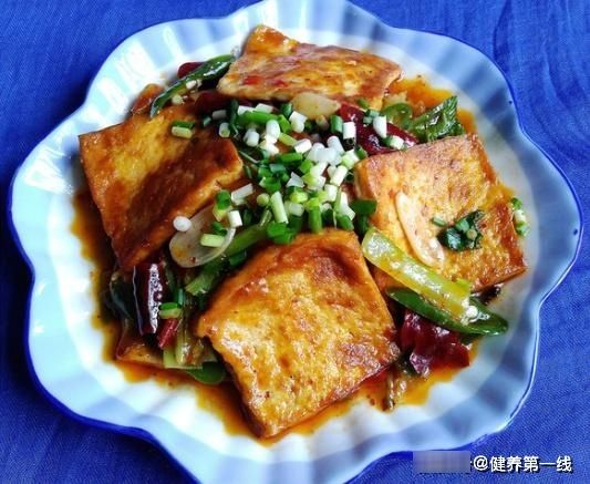 65岁退休大厨的经验，教你8个炒菜的方法，收藏起来轻松提高厨艺