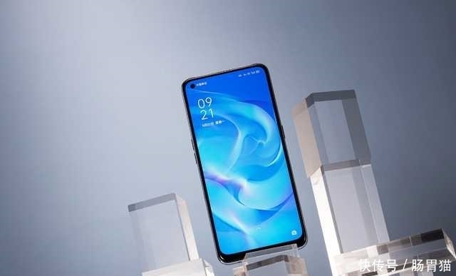 双模|上市一个月降至2265元，双模5G+前置五片式镜头+65W，依旧卖不动