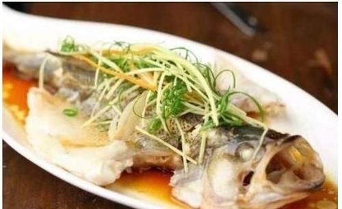 鱼鳞|菜市场最坑的3种鱼，有些人经常购买，实际上鱼贩子自己都不吃