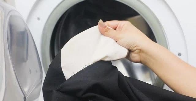 教你3招,去除衣服上的小毛球,简单有效屡试不爽