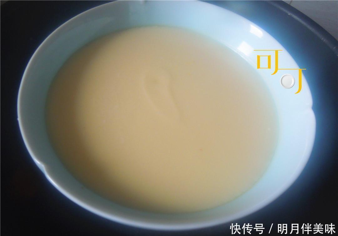 老少|鸡蛋羹这么蒸鲜香滑嫩,老少都爱,我家餐桌上的常客,一学就会